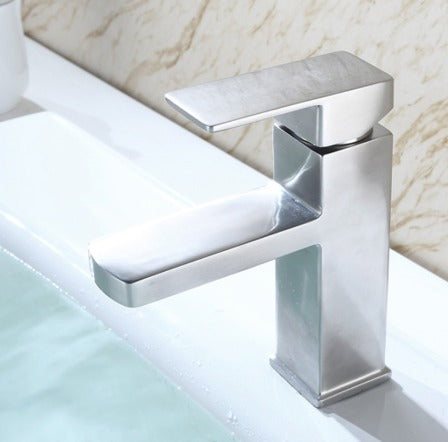 Llave de lavamanos monocontrol